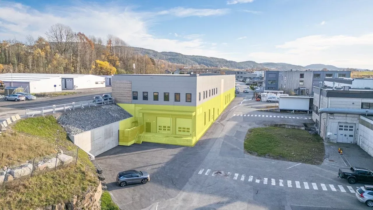 Gråterudstubben markert underetasjen